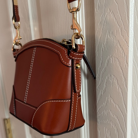 Dooney & Bourke Florentine Small Domed Crossbody Tan TNTN Leather w/ Dust Bag - Picture 4 of 11